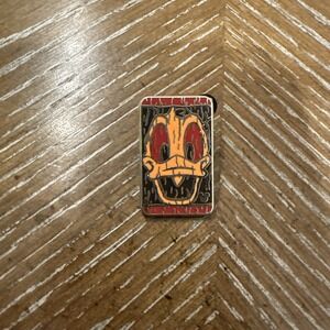 Hidden Mickey Donald Duck tiki‎ face enamel Disney pin